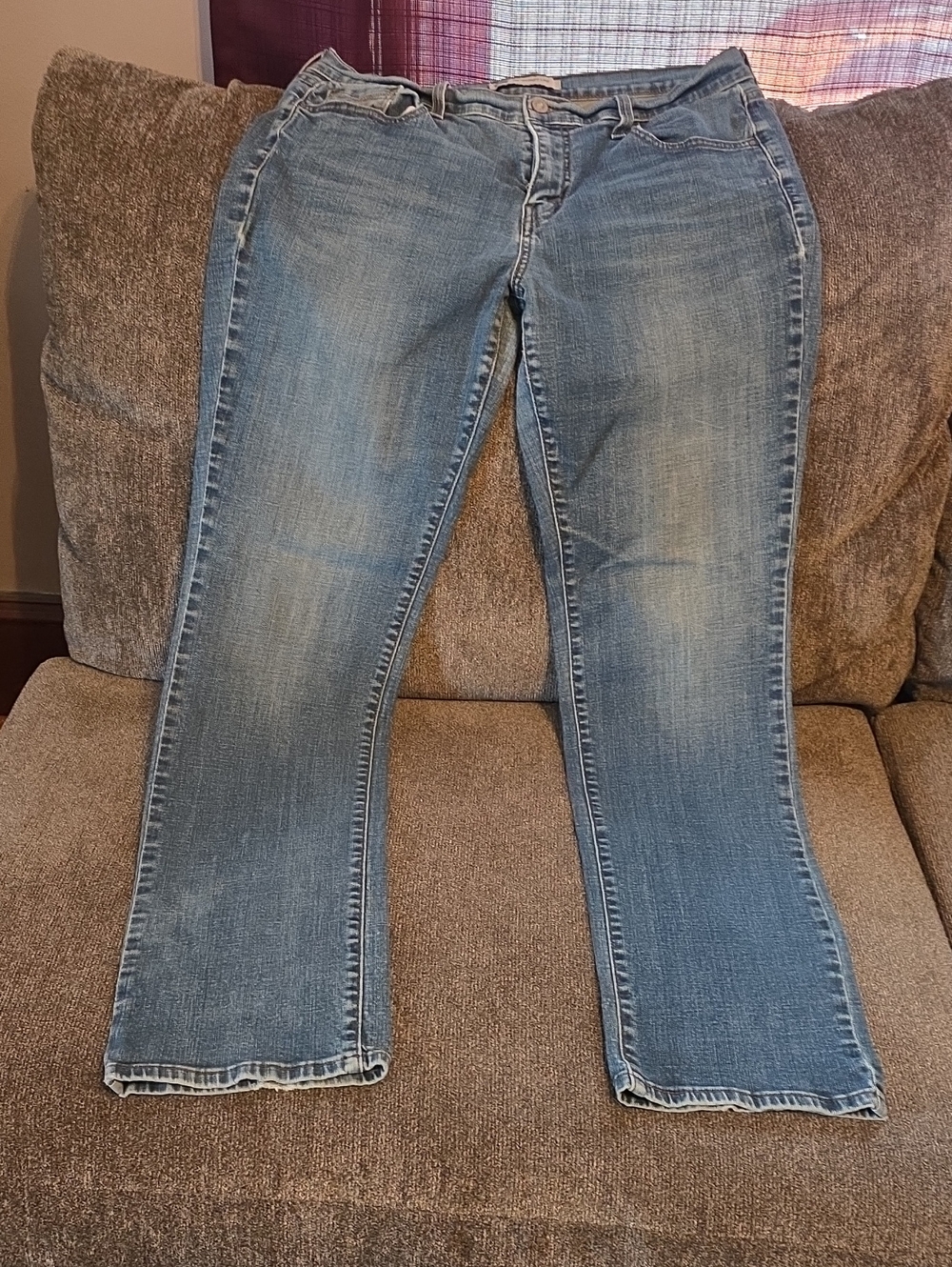 Levi's Women's Light Blue Bootcut Jeans - Classic Wash